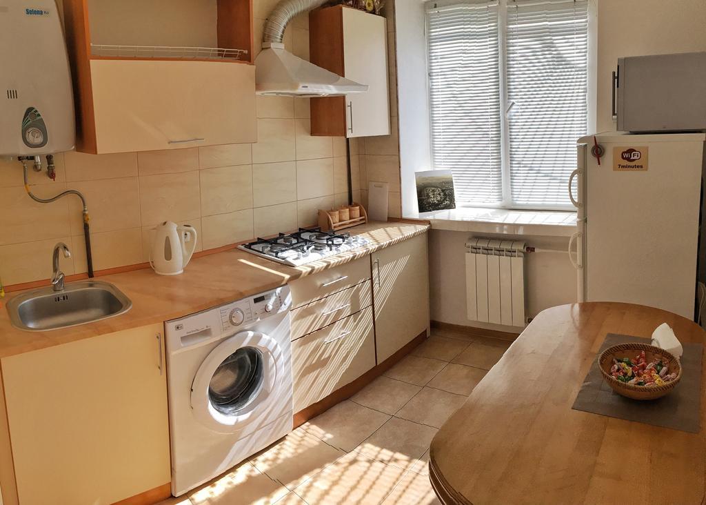 Apartments In The Center Kamianets-Podilskyi Εξωτερικό φωτογραφία